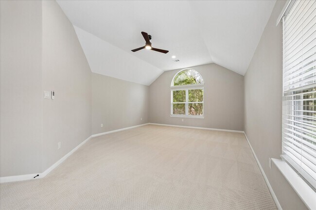 Building Photo - 1306 Hunter Wood Dr