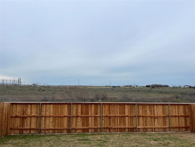 Building Photo - 497 Papaya Dr