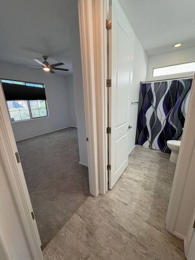 Building Photo - SAGUARO TRAILS 2bd PLUS DEN and 2ba HOME AVAILABLE NOW!!