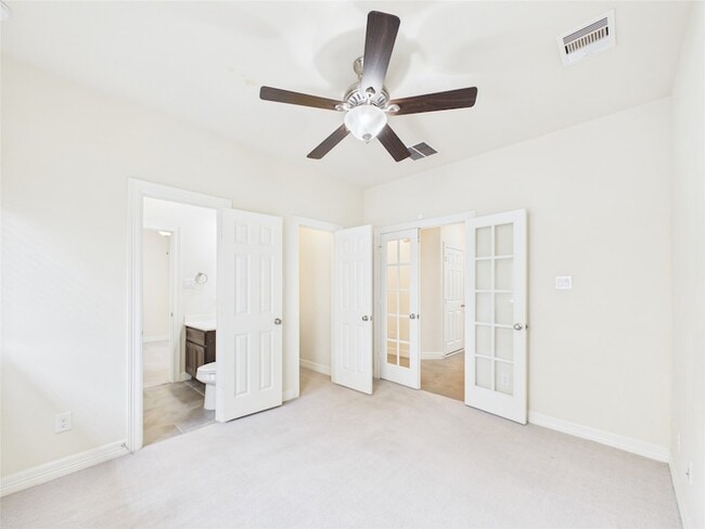 Building Photo - 10606 Shadow Elm Ct