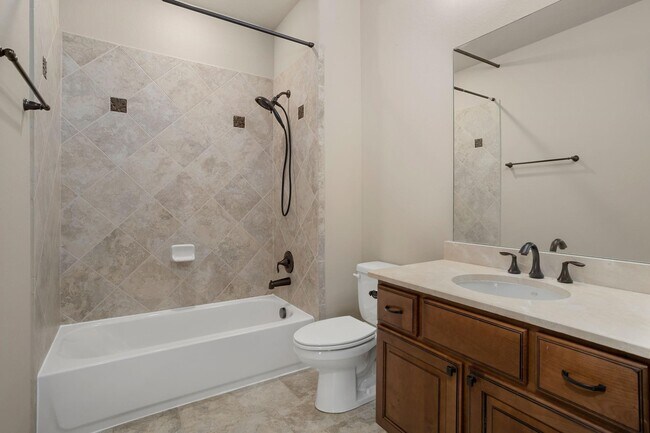 Building Photo - 2607 Hollingsworth Pine Ln