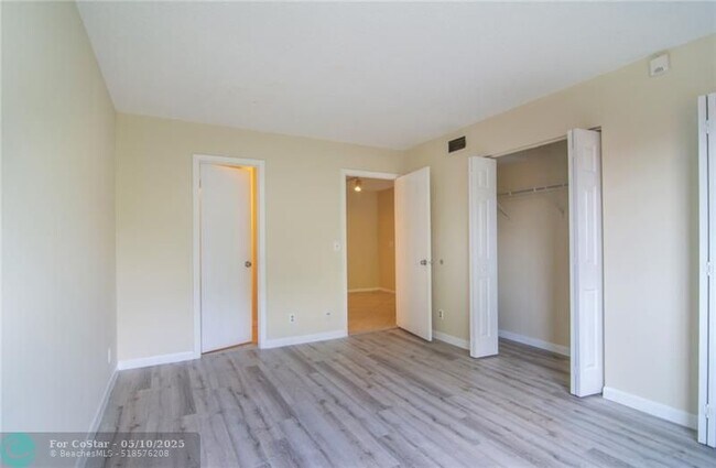 Building Photo - 10701 Cleary Blvd
