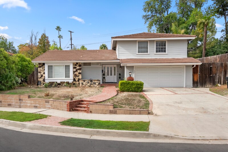 Primary Photo - 8309 Denise Ln