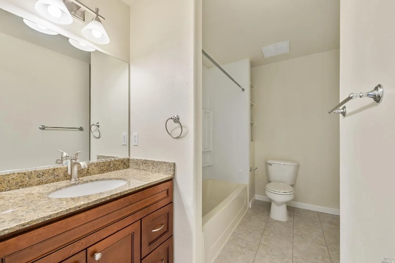 Building Photo - 950 Campoy St