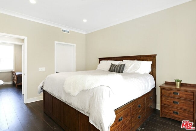 Building Photo - 2202 Edendale Ln