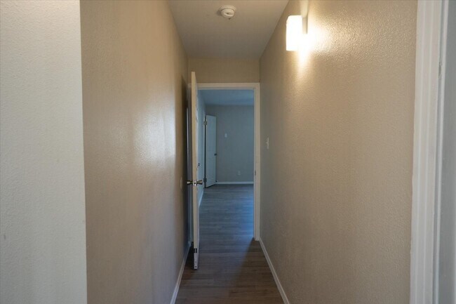 Building Photo - 5851 Southtown St