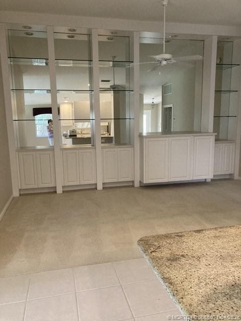 Building Photo - 8952 SE Retreat Dr