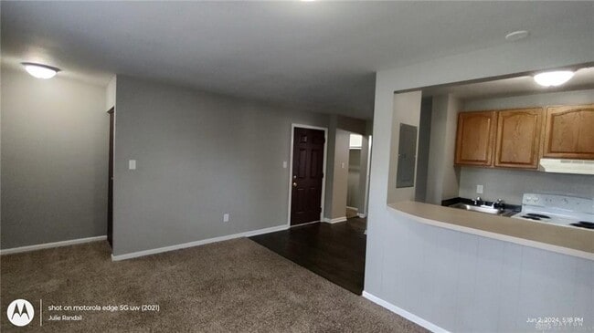 Building Photo - 4629 Far Hills Ave