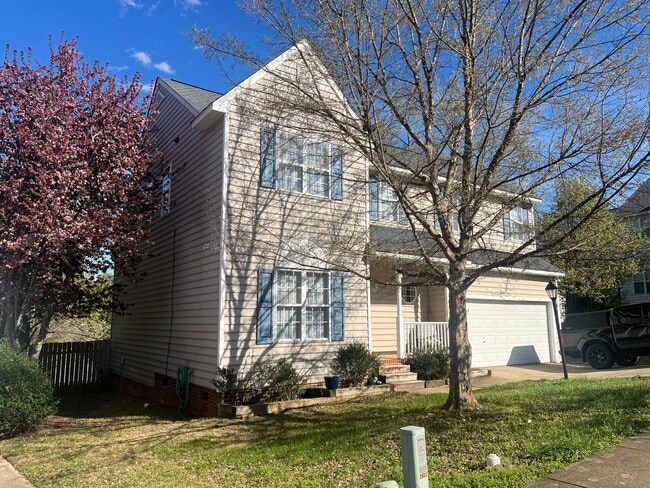 Building Photo - 2437 Appalachian Drive