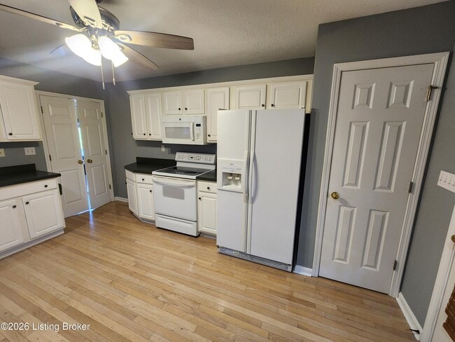 Building Photo - 10828 Glenway Pl