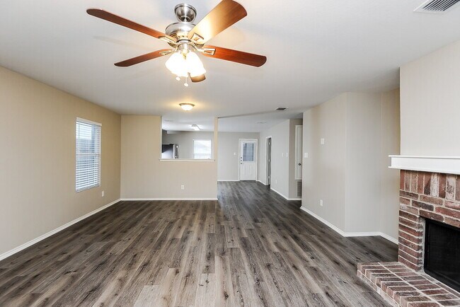 Building Photo - 1437 Krista Dr
