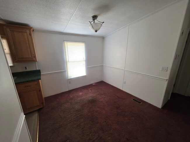 Building Photo - Tall Pines Mobile Home Park Lot 5