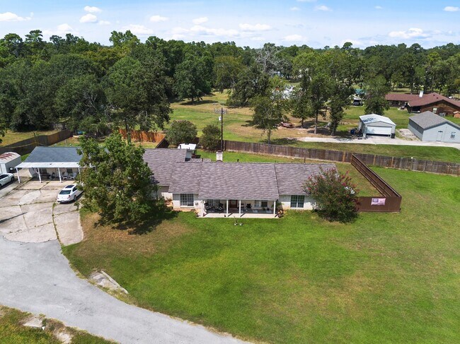 Building Photo - 22831 Fritz Ln