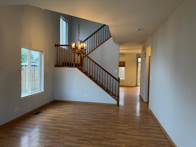 Building Photo - 2208 Rebecca Cir
