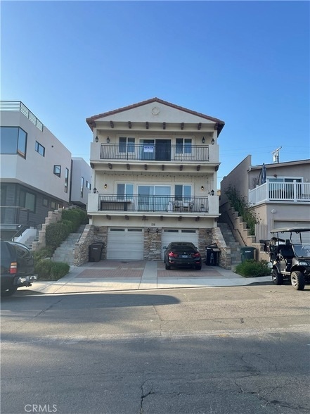 Building Photo - 138 W Canada