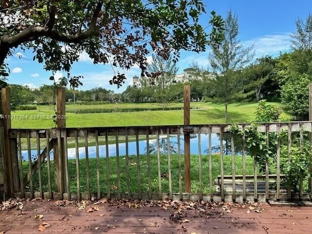 Building Photo - 423 N University Dr