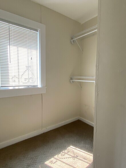 Building Photo - 53 Elmwood Ave