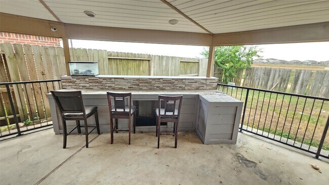 Building Photo - 21031 Stoney Haven Dr