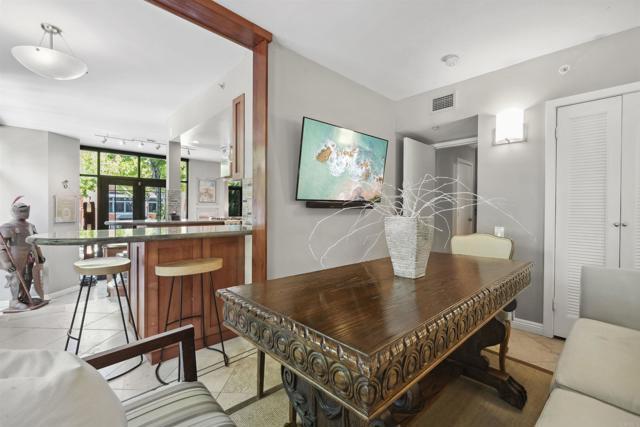 Building Photo - 500 W Harbor Dr