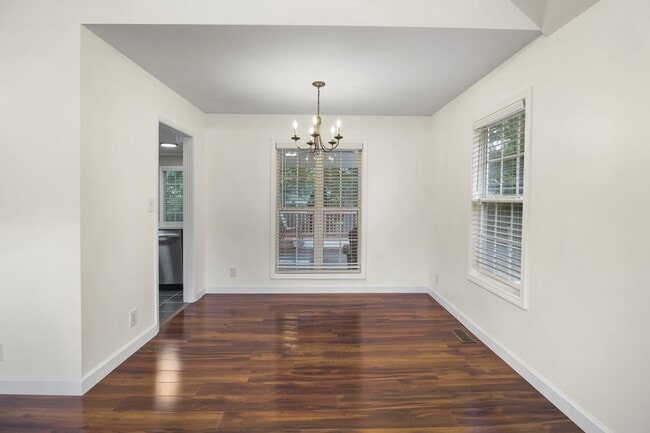 Building Photo - 1841 Darlington Dr