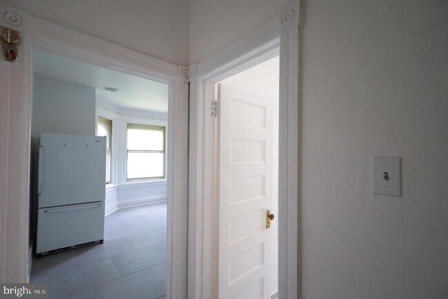 Building Photo - 5321 Baltimore Ave