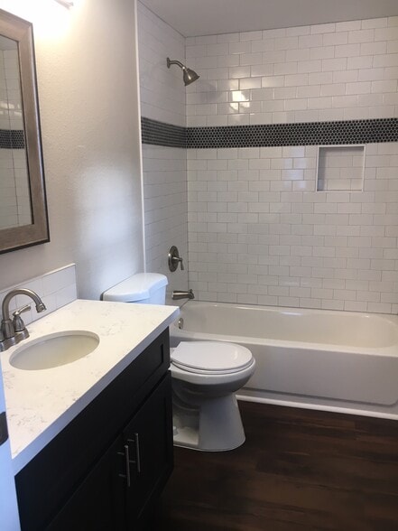 2nd Bathroom - 613 Broadway Ave
