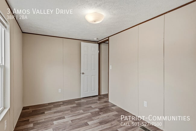 Building Photo - 3 Amos Valley Dr