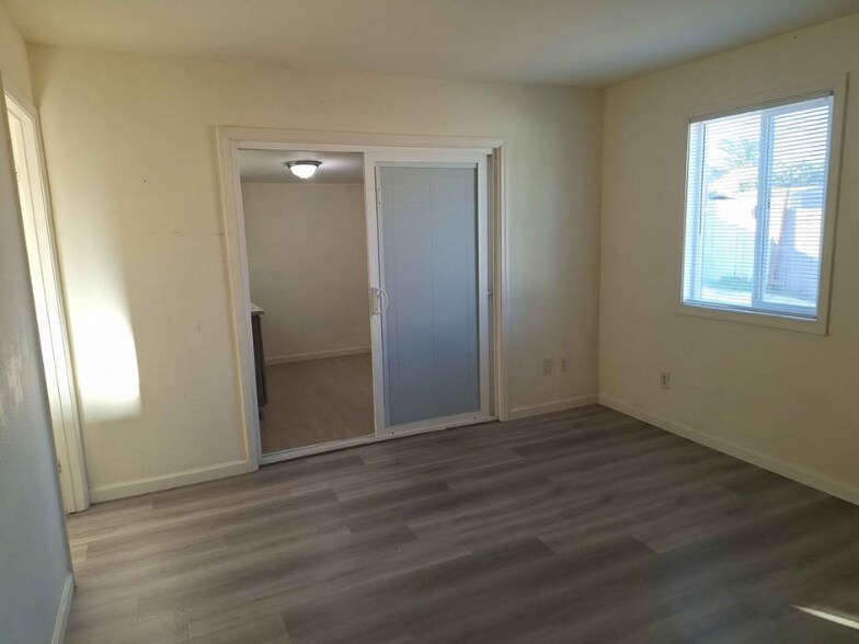 Building Photo - 7762 Lytle St