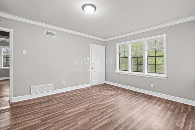 Building Photo - 4051 Auburn Rd