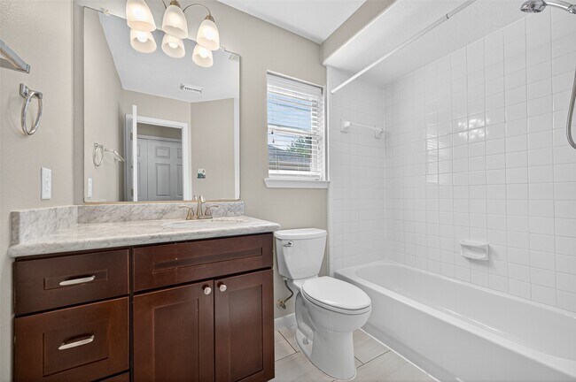 Building Photo - 24823 Cobble Canyon Ln