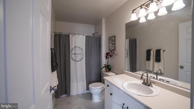 Building Photo - 8067 Nicosh Cir Ln