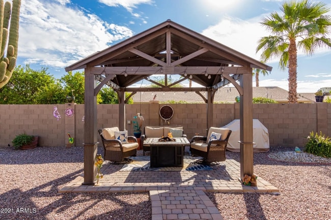 Building Photo - 10415 W Cameo Dr