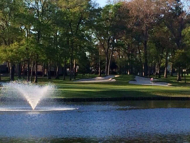 Building Photo - 12500 Melville Dr