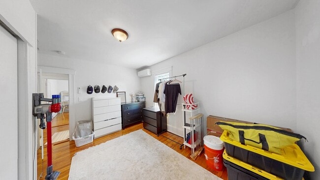 Building Photo - 29 Fifield St