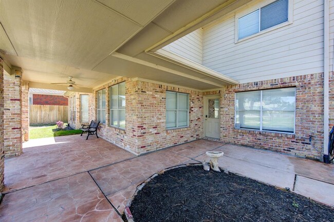 Building Photo - 19230 Canyon Bay Dr