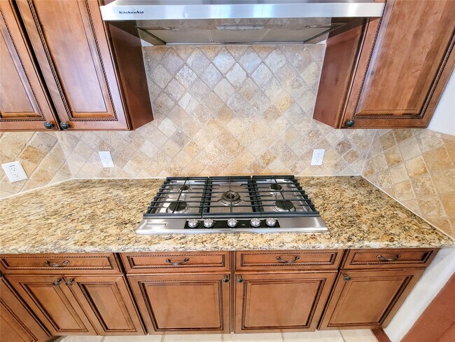 Building Photo - 1801 W 24th St