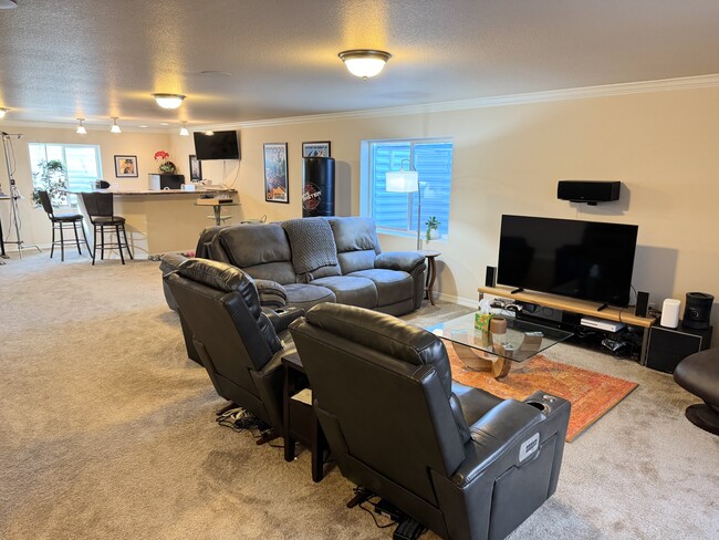Building Photo - 10932 Checo Wy