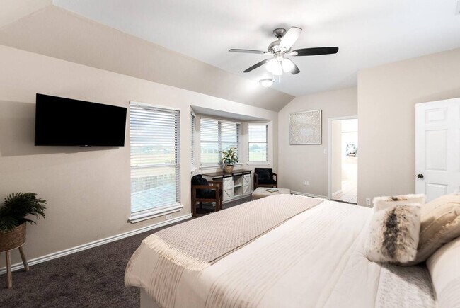 Building Photo - 7418 Lake Livingston Dr