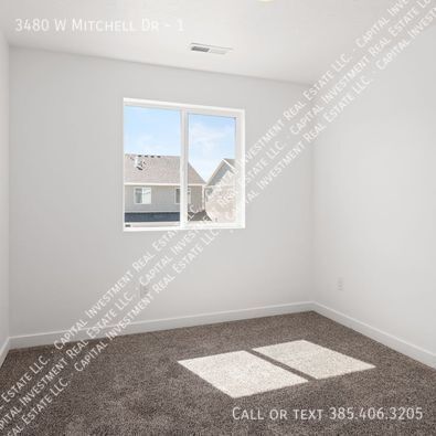 Building Photo - 3480 W Mitchell Dr