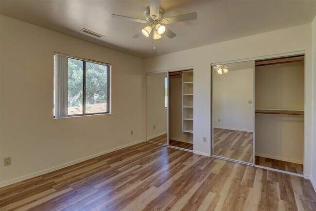 Building Photo - 7100 Roundup Dr