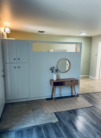 Building Photo - 6638 MacArthur Blvd