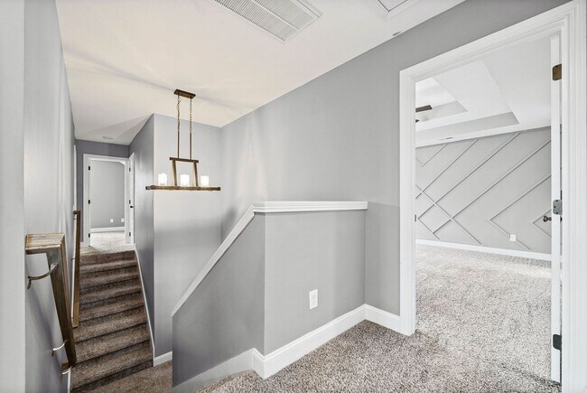 Building Photo - Pet Friendly Four Bedroom!