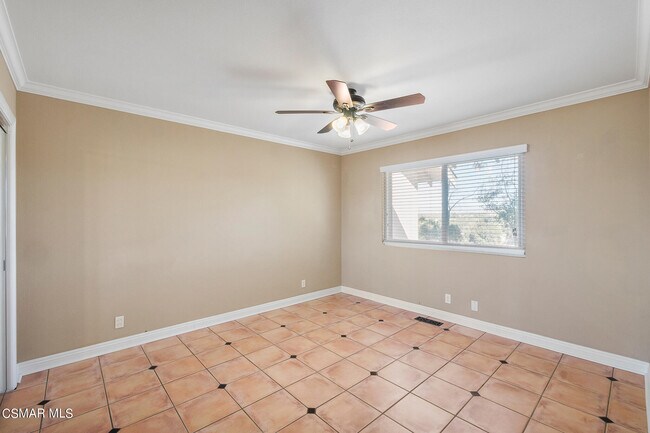 Building Photo - 167 Rimrock Rd