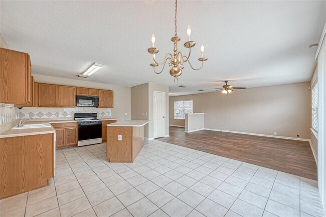 Building Photo - 11918 Solon Springs Dr