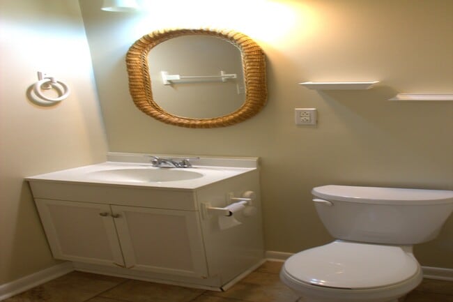 Building Photo - 514 Delaney Rd NW