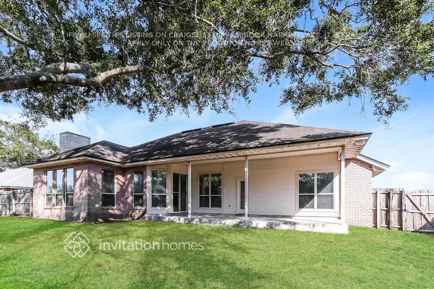 Building Photo - 538 New Brunswick Terrace