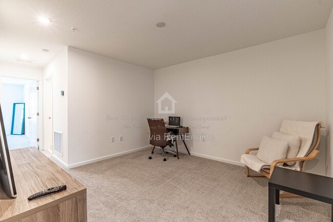 Building Photo - 11549 Straits Wy