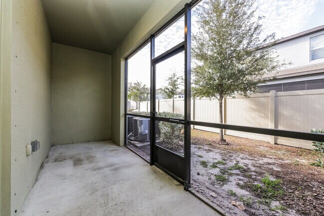 Building Photo - 2133 Great Sapphire Ln