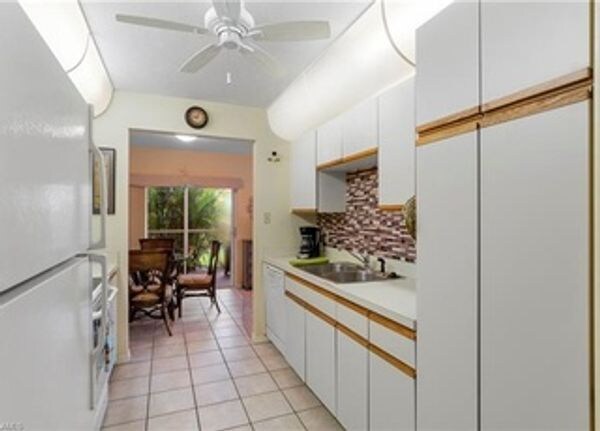 Building Photo - 2145 Tama Cir