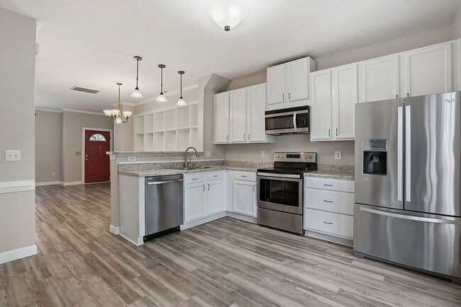 Building Photo - AVAILABLE NOW – INCENTIVES FOR THIS ONE!  $250 ADMIN FEE WAIVED- North Raleigh Location